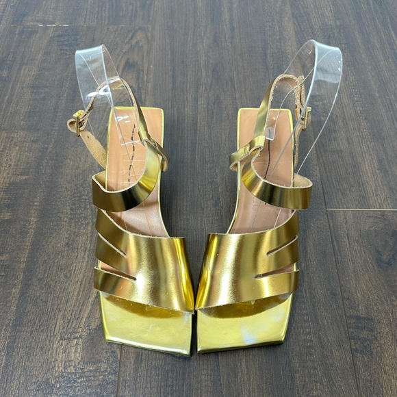 Ganni Gold Asymmetric Metallic Sandals - Picture 5 of 12